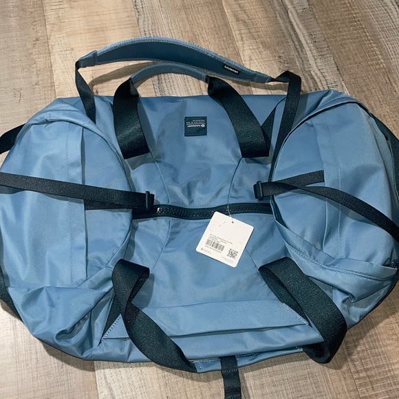 lululemon athletica Bags Lululemon All Day Essentials Duffle Train